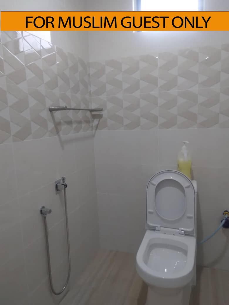 Yasmeen Studio Roomstay Kijal - Room 1 - For Two Person Islam Guest Only Zewnętrze zdjęcie